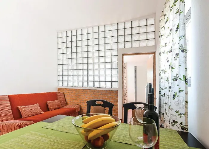 Amazing In With Wifi Appartamento Mandre